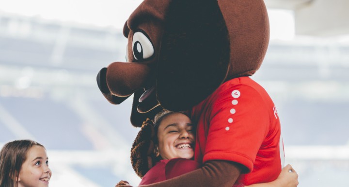EDDI mit Kids aus dem Rudel
